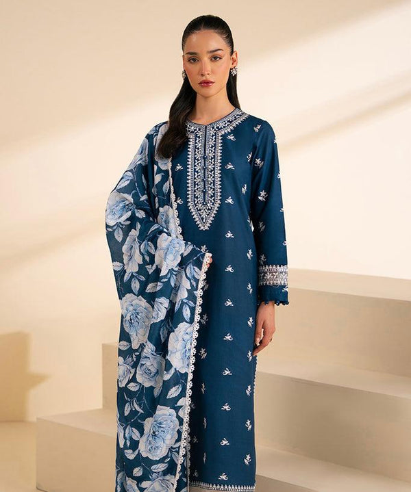 Embroided Lawn 3PC D#11